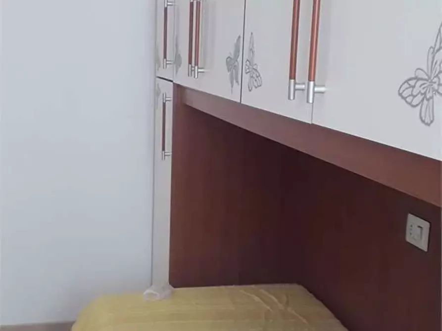 Immagine 11 di Appartamento in vendita  in degli Umiliati a Milano