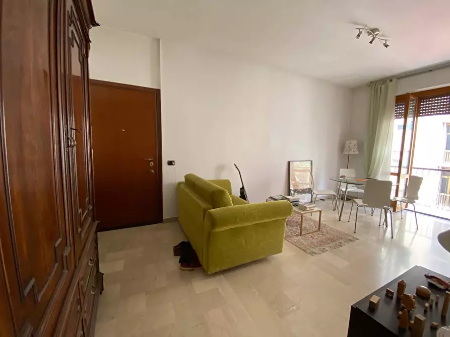 Immagine 2 di Appartamento in affitto  in viale stelvio a Milano