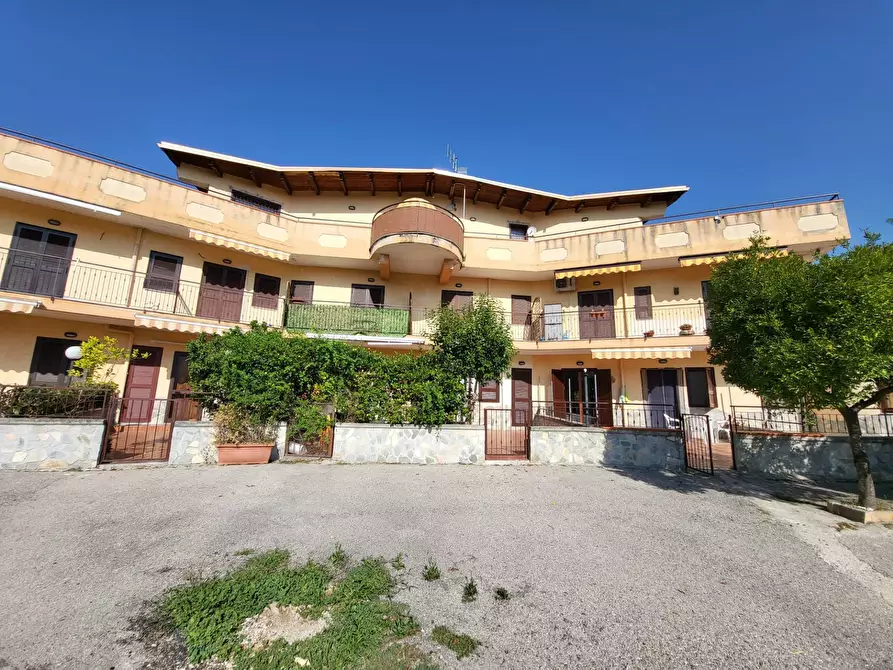 Immagine 2 di Appartamento in vendita  in contrada villa Simeoni a Laureana Cilento