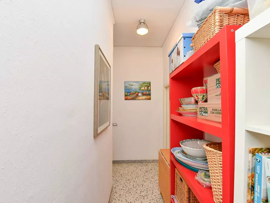 Immagine 15 di Appartamento in vendita  in Via dell'Uguaglianza a Capaccio Paestum