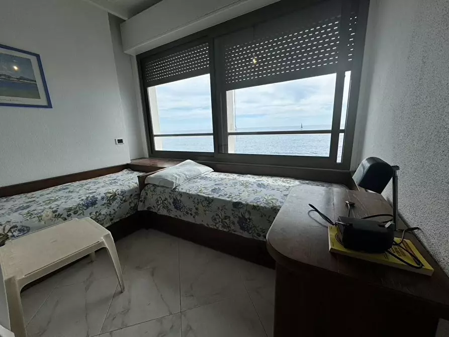 Immagine 23 di Appartamento in vendita  in via cristoforo colombo a Ospedaletti