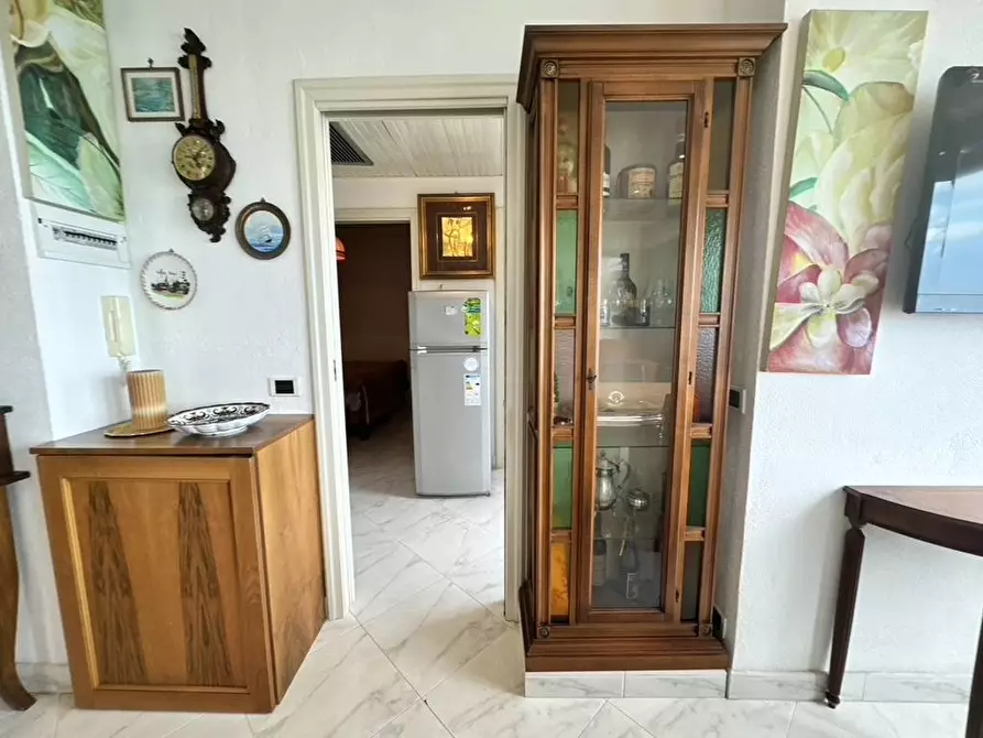 Immagine 21 di Appartamento in vendita  in via cristoforo colombo a Ospedaletti