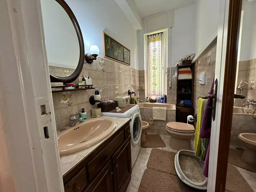 Immagine 12 di Appartamento in vendita  in via xx settembre a Ospedaletti