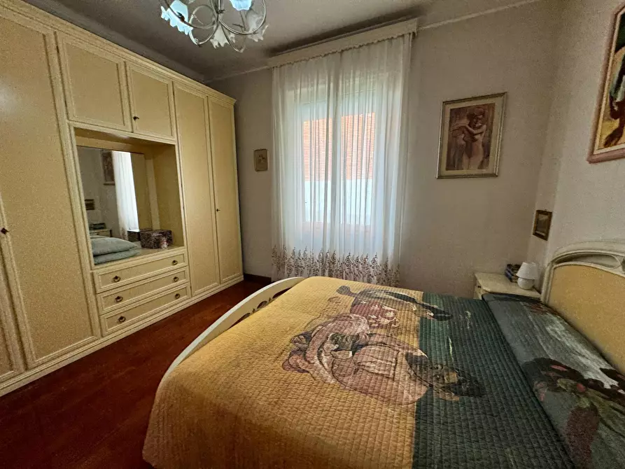 Immagine 11 di Appartamento in vendita  in via xx settembre a Ospedaletti