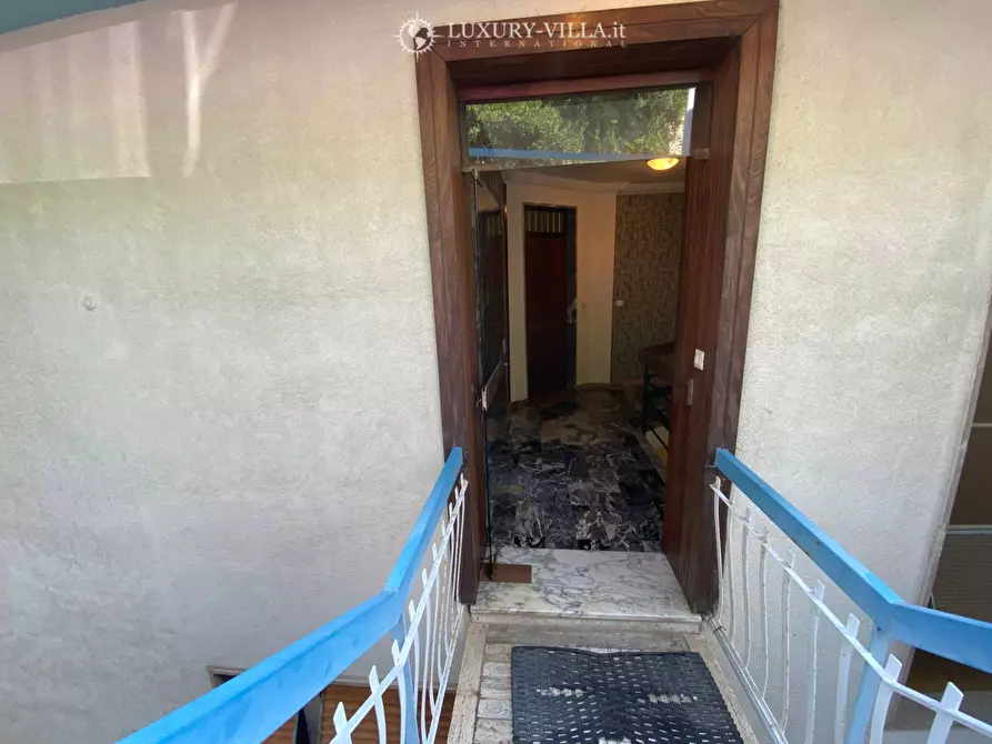 Immagine 4 di Appartamento in vendita  in via delle palme a Ospedaletti