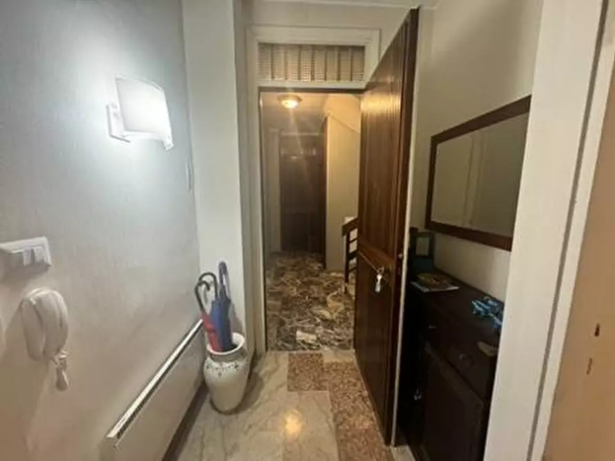 Immagine 19 di Appartamento in vendita  in via delle palme a Ospedaletti