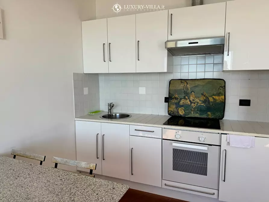 Immagine 11 di Villa in vendita  in strada termini a Ospedaletti