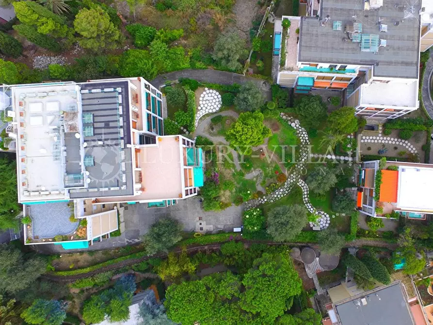 Immagine 3 di Appartamento in vendita  in via carducci a San Remo