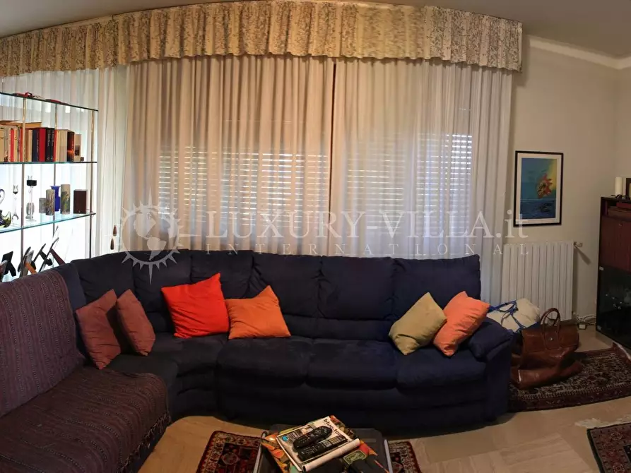 Immagine 7 di Appartamento in vendita  in via carducci a San Remo