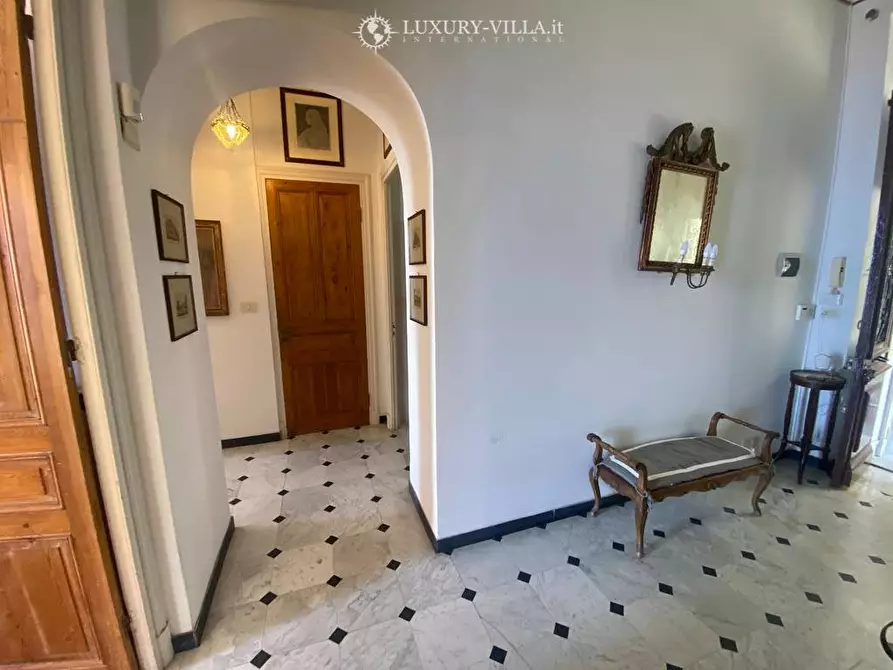 Immagine 22 di Villa in vendita  in via dei pepi a Ospedaletti