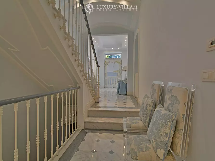 Immagine 23 di Villa in vendita  in corso garibaldi a Ospedaletti