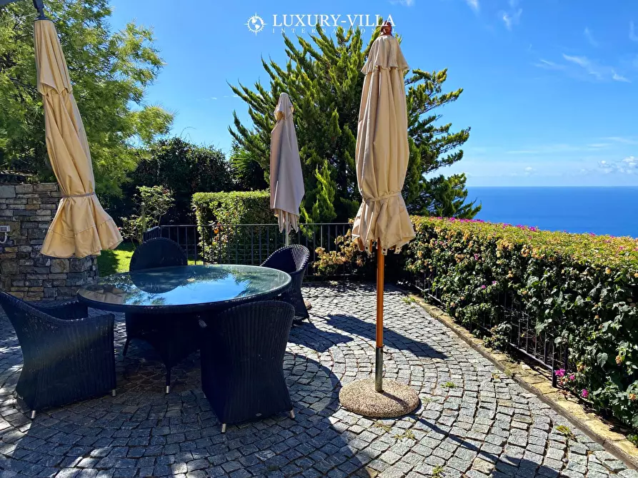 Immagine 7 di Villa in vendita  in strada provinciale 80 a San Remo