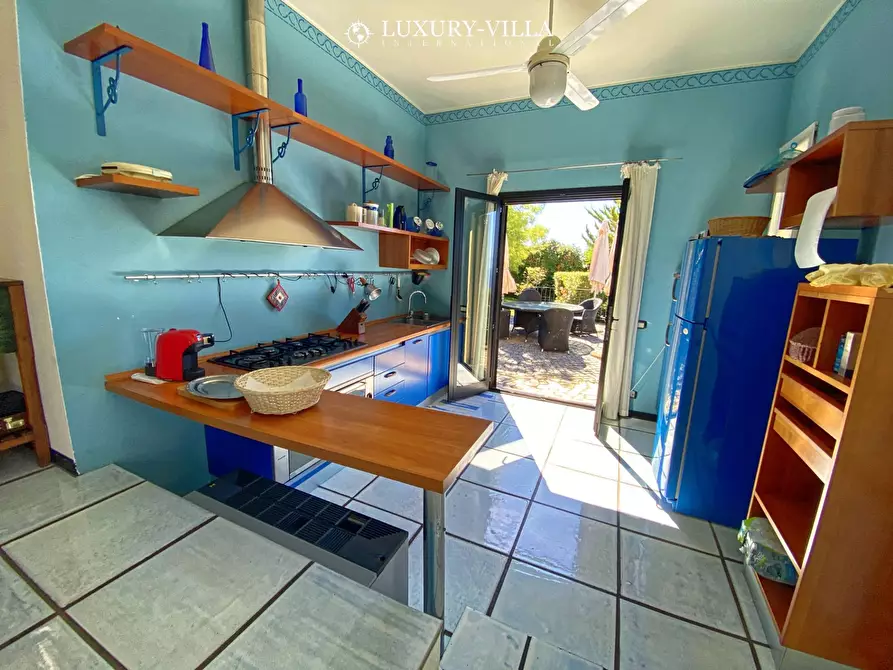 Immagine 9 di Villa in vendita  in strada provinciale 80 a San Remo