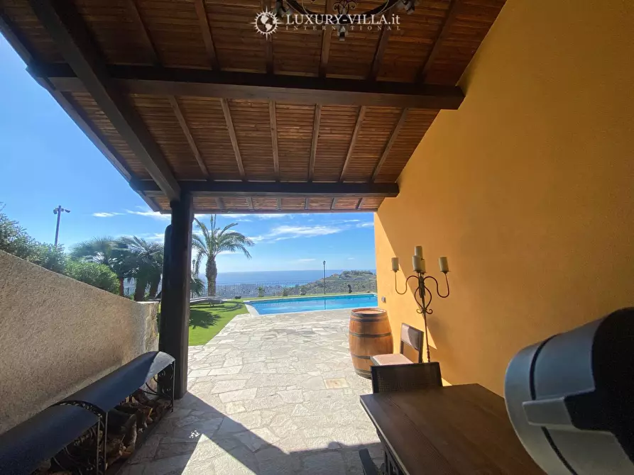 Immagine 3 di Villa in vendita  in strada mergai a Vallebona