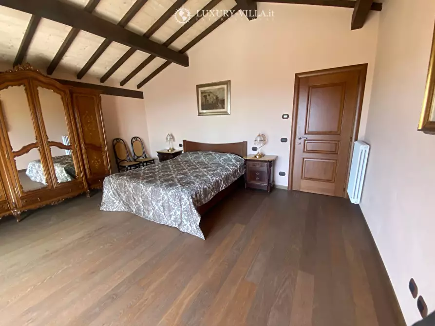 Immagine 30 di Villa in vendita  in strada mergai a Vallebona