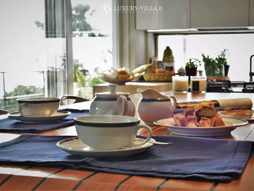 Immagine 9 di Villa in vendita  in strada martina noce a Ospedaletti