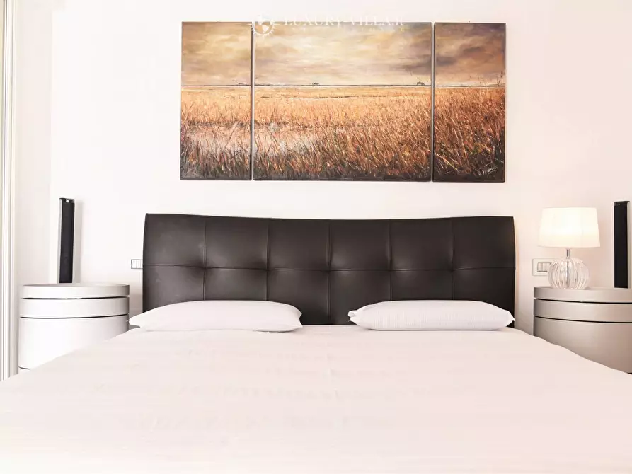 Immagine 19 di Villa in vendita  in strada martina noce a Ospedaletti