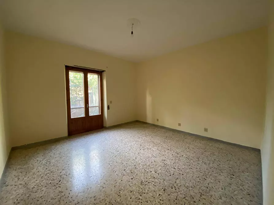 Immagine 21 di Appartamento in vendita  in Via XX Settembre a Bagnoregio