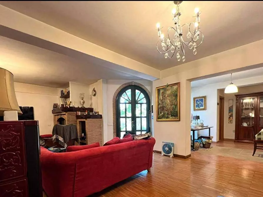 Immagine 7 di Villa in vendita  in Via Rodi a Palestrina