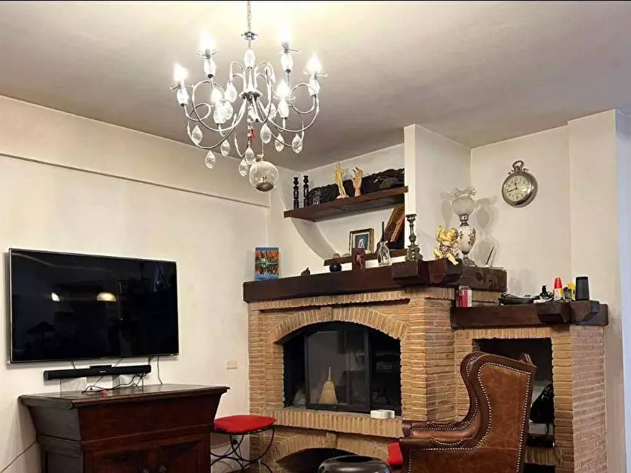 Immagine 9 di Villa in vendita  in Via Rodi a Palestrina