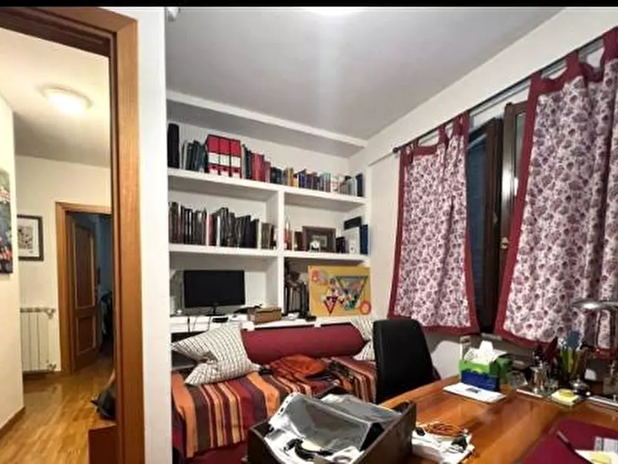 Immagine 30 di Villa in vendita  in Via Rodi a Palestrina