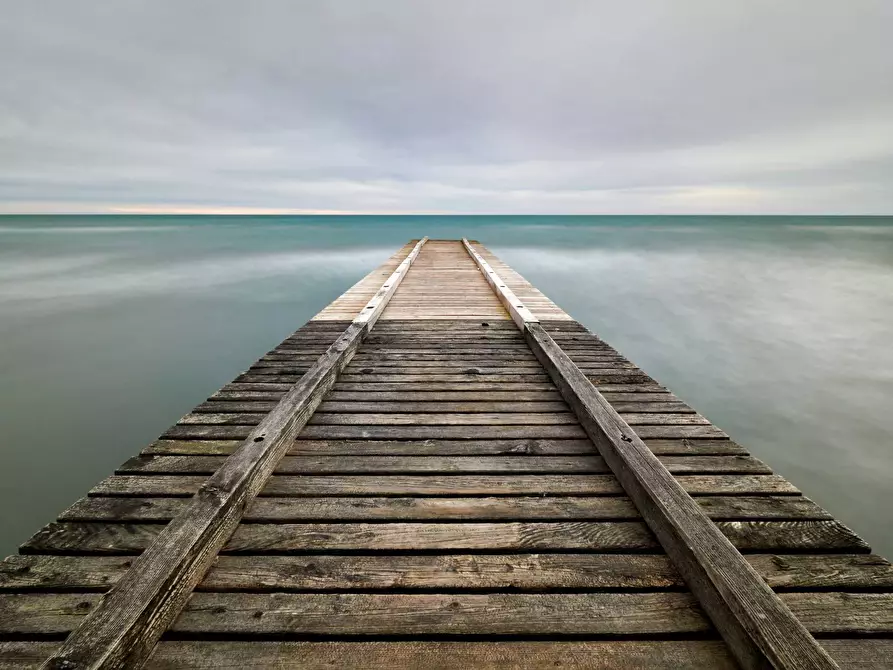 Immagine 11 di Locale commerciale in affitto  a Jesolo