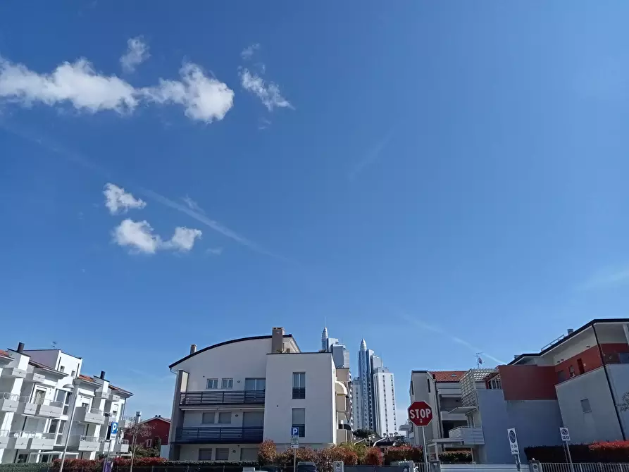 Immagine 7 di Locale commerciale in vendita  a Jesolo