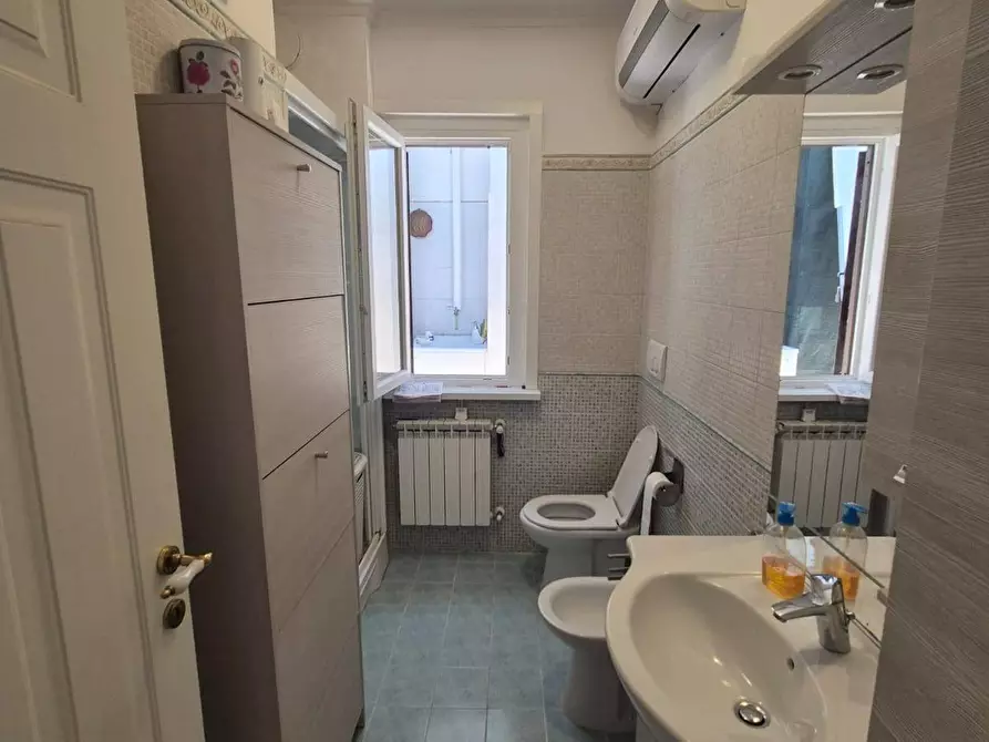 Immagine 24 di Villa in vendita  in Via Monte Todi a Guidonia Montecelio