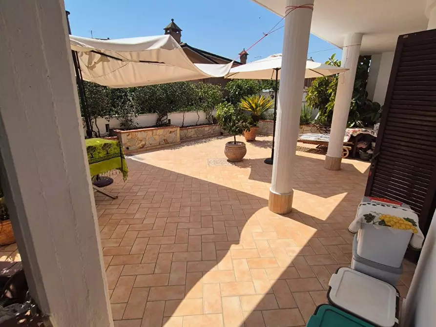 Immagine 26 di Villa in vendita  in Via Monte Todi a Guidonia Montecelio