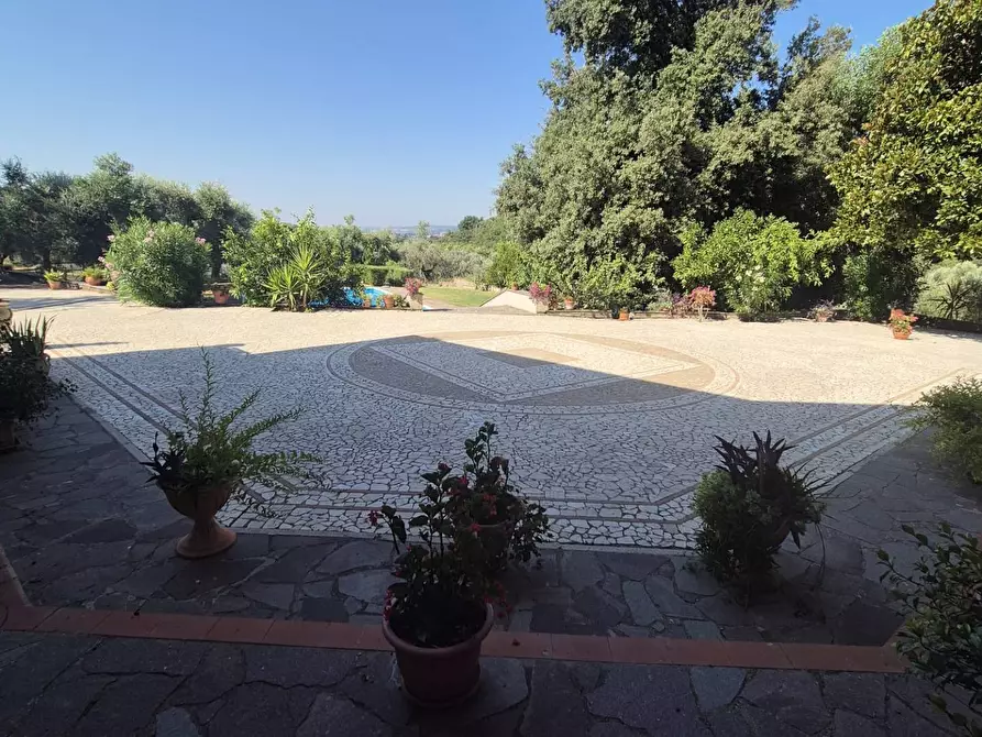 Immagine 30 di Villa in vendita  in Località Pinoleto a Montopoli Di Sabina