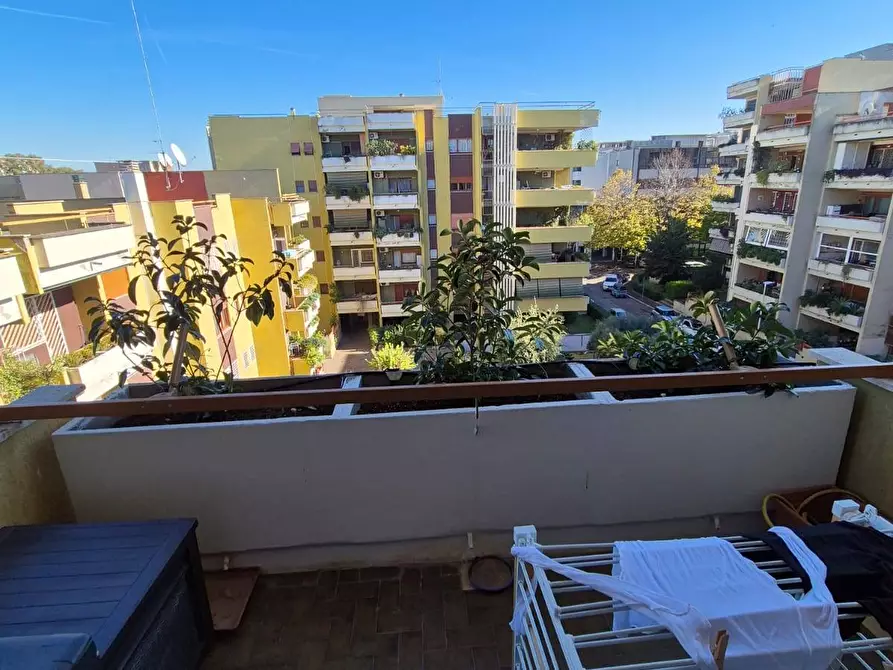 Immagine 21 di Appartamento in vendita  in via federico seismit doda a Roma