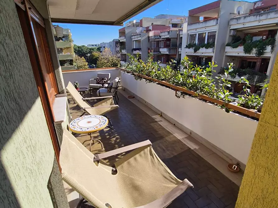 Immagine 25 di Appartamento in vendita  in via federico seismit doda a Roma