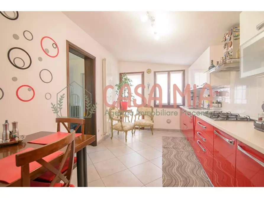 Immagine 9 di Casa indipendente in vendita  in Loc. Moffellona a Gragnano Trebbiense