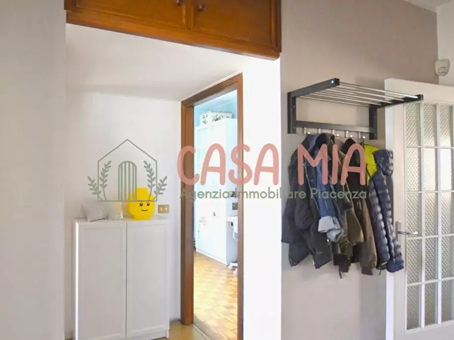 Immagine 4 di Appartamento in vendita  in via roma a Gragnano Trebbiense