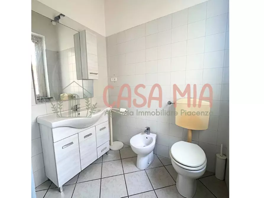 Immagine 14 di Appartamento in vendita  in Corso matteotti a Castel San Giovanni