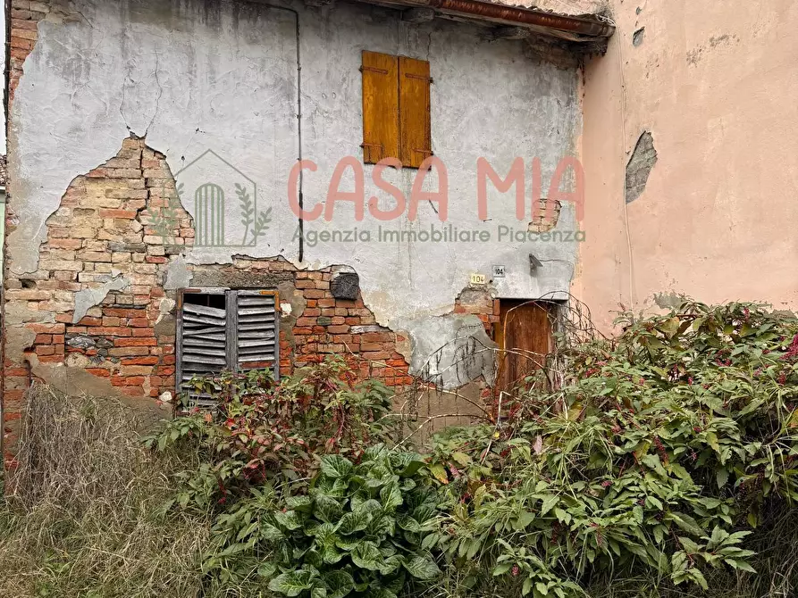 Immagine 2 di Casa semindipendente in vendita  in via mazzini a Calendasco