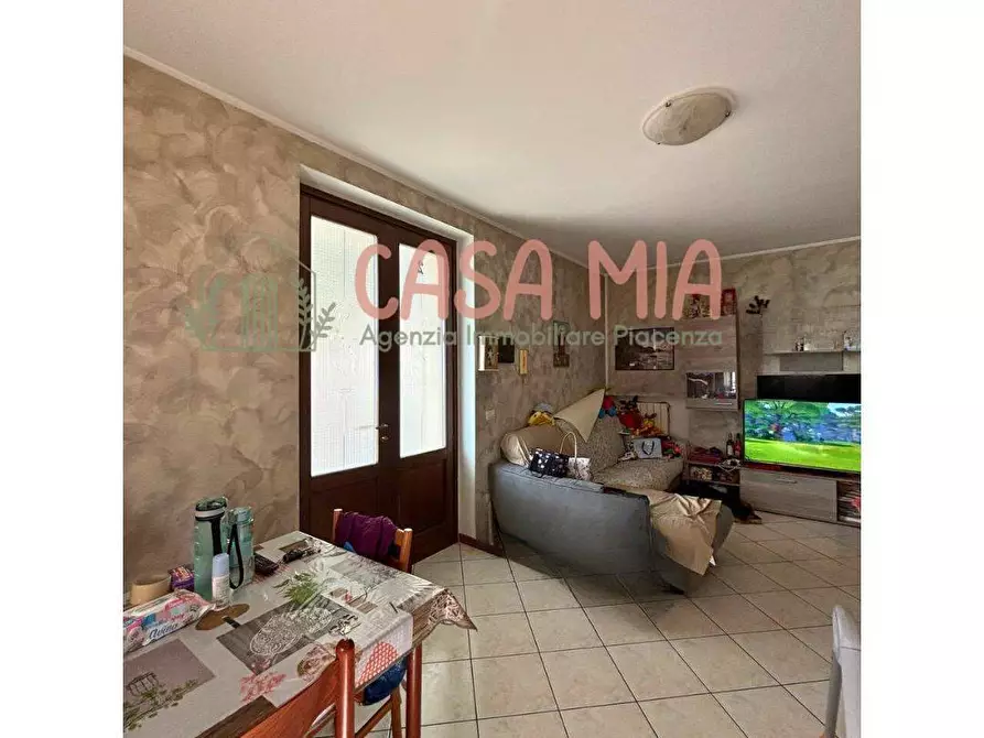 Immagine 2 di Appartamento in vendita  in via castello chiapponi a Rottofreno