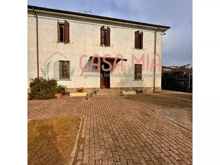 Immagine 3 di Villa in vendita  in Via marchesi a Rottofreno