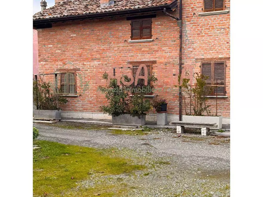 Immagine 1 di Casa indipendente in vendita  in Via castello a Calendasco