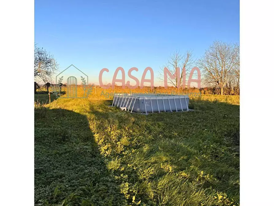 Immagine 1 di Villa in vendita  in Incrociata a Calendasco