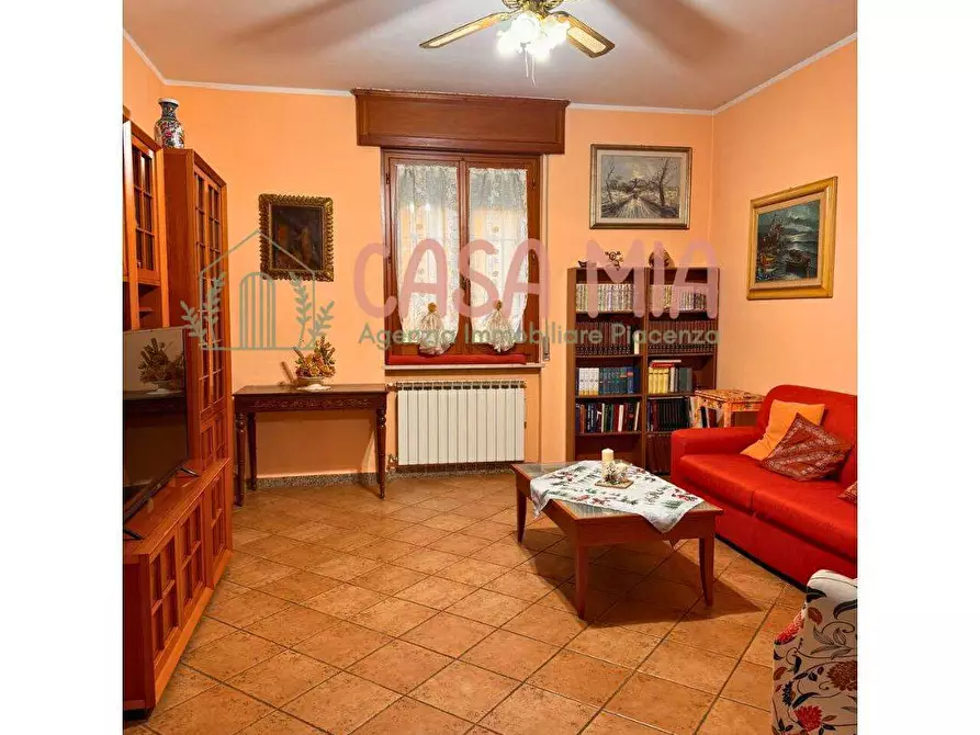 Immagine 4 di Villa in vendita  in Incrociata a Calendasco