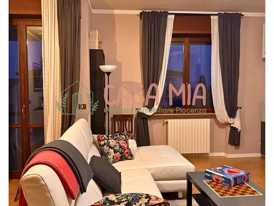 Immagine 13 di Appartamento in vendita  in via roma a Gragnano Trebbiense