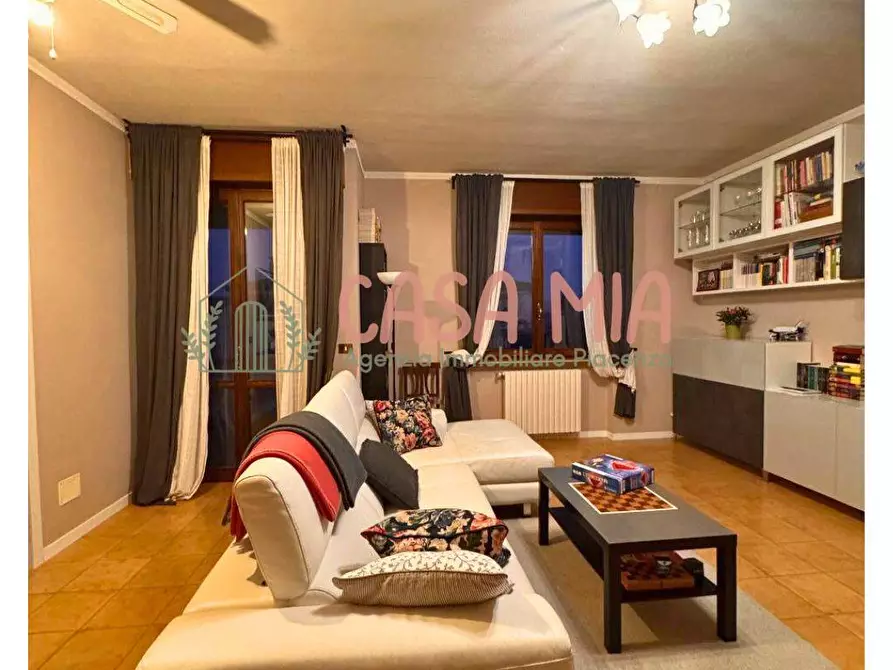 Immagine 15 di Appartamento in vendita  in via roma a Gragnano Trebbiense