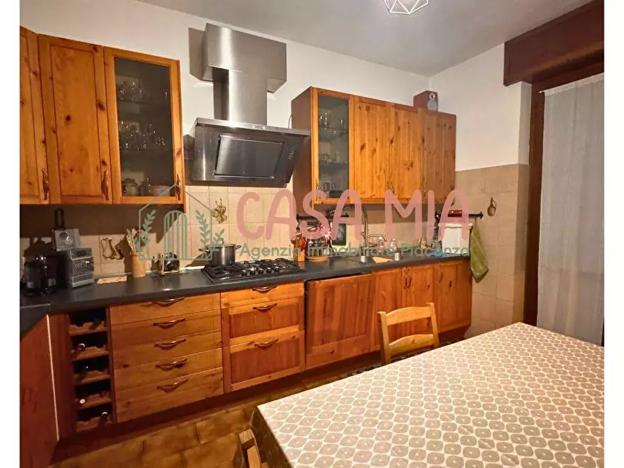 Immagine 16 di Appartamento in vendita  in via roma a Gragnano Trebbiense