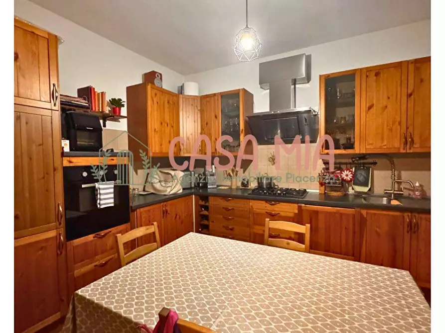 Immagine 22 di Appartamento in vendita  in via roma a Gragnano Trebbiense