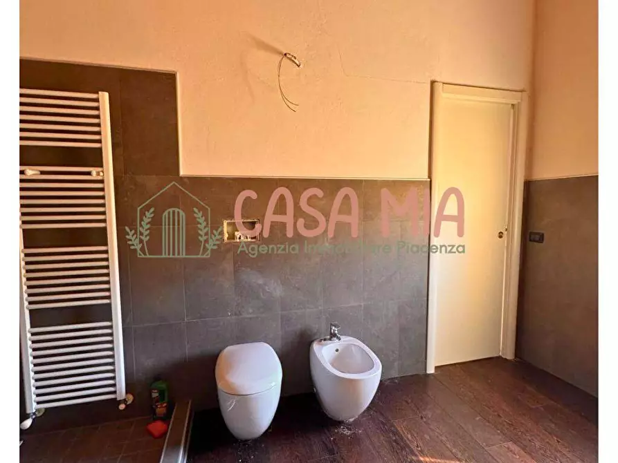 Immagine 23 di Appartamento in vendita  in via donizzetti a Rottofreno