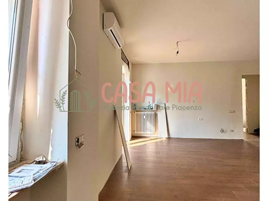 Immagine 5 di Appartamento in vendita  in Viale Dante Alighieri a Piacenza
