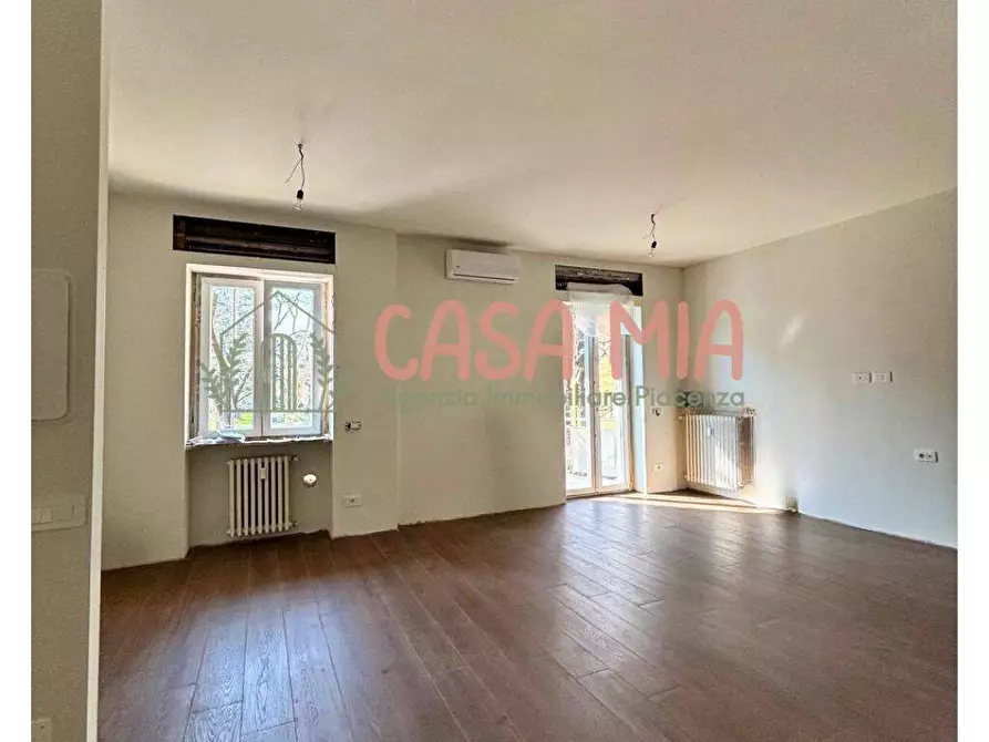 Immagine 2 di Appartamento in vendita  in Viale Dante Alighieri a Piacenza