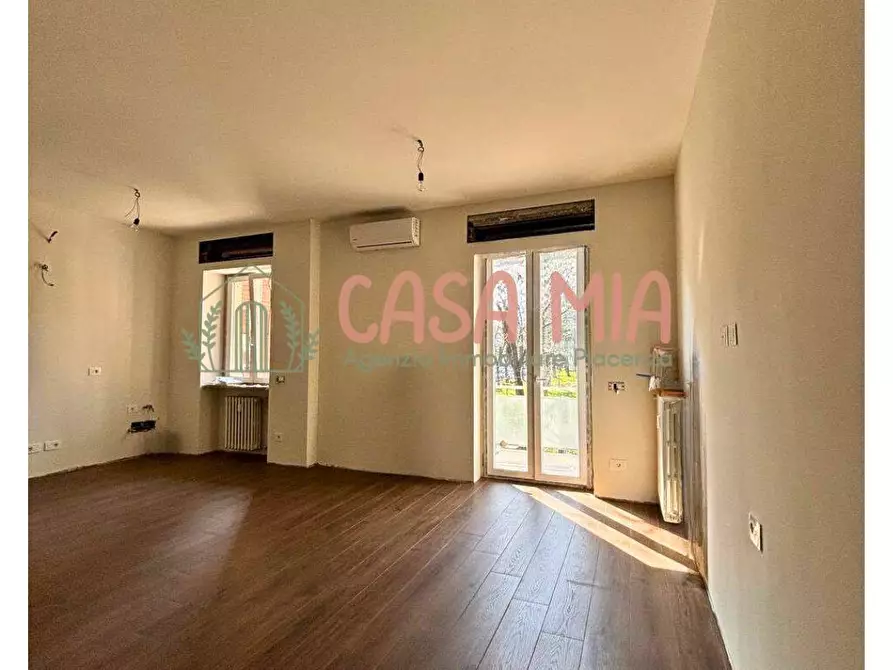 Immagine 10 di Appartamento in vendita  in Viale Dante Alighieri a Piacenza