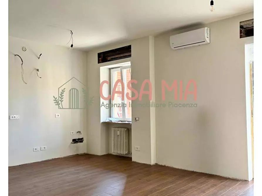 Immagine 12 di Appartamento in vendita  in Viale Dante Alighieri a Piacenza